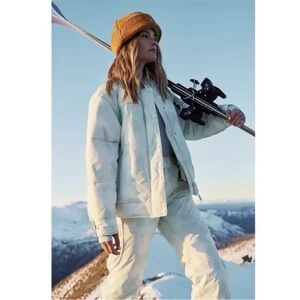 NWT! 🌟Free People Movement Bunny Slope Printed Puffer Jacket🌟.Size Large.